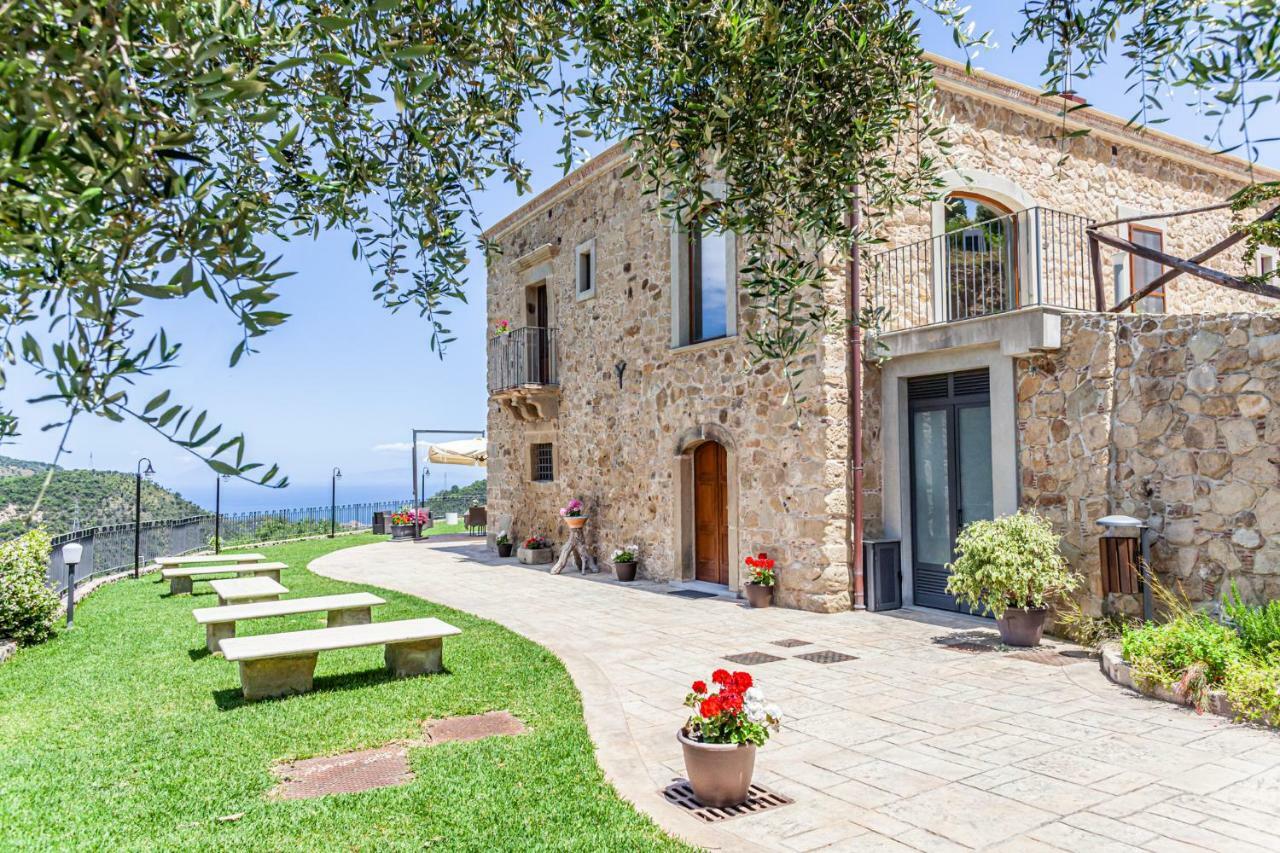 Villa Ginevra Resort Agrituristico Ficarra エクステリア 写真